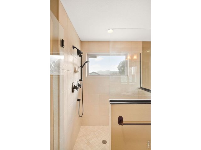 4677 Palmer Ct, Longmont, CO 80503