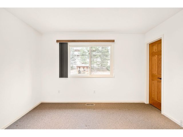 4677 Palmer Ct, Longmont, CO 80503