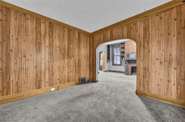 2129 E 30th Street, Lorain, OH 44055