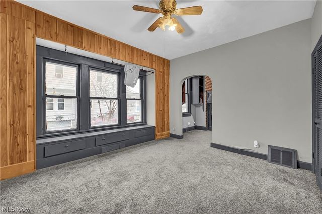 2129 E 30th Street, Lorain, OH 44055