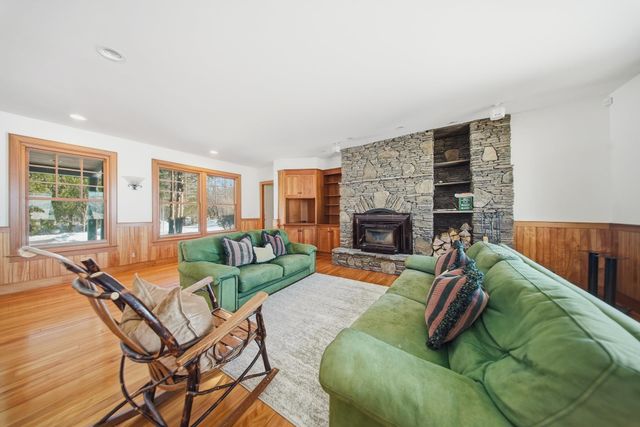 316 South Street, South Hero, VT 05486
