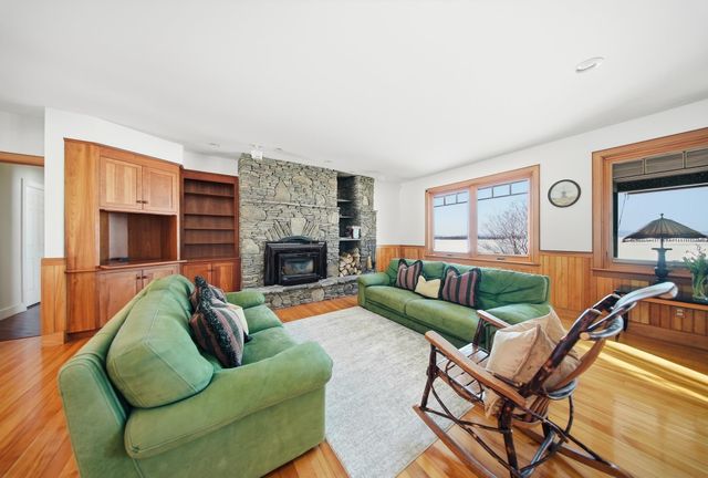 316 South Street, South Hero, VT 05486
