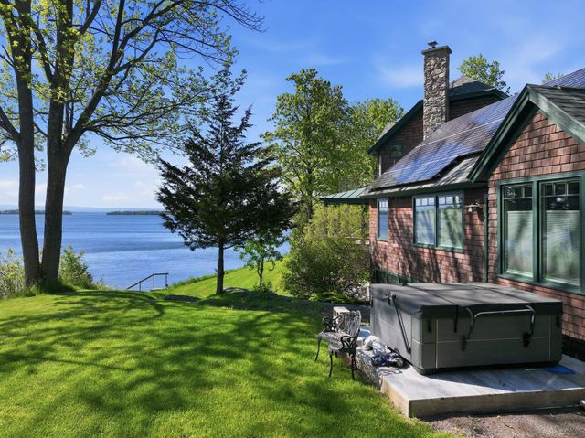 316 South Street, South Hero, VT 05486