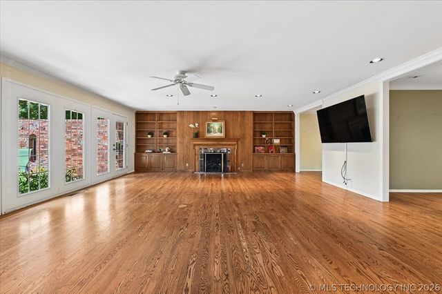 2132 E 59th Place S E2, Tulsa, OK 74105