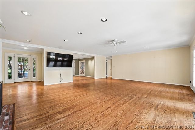 2132 E 59th Place S E2, Tulsa, OK 74105