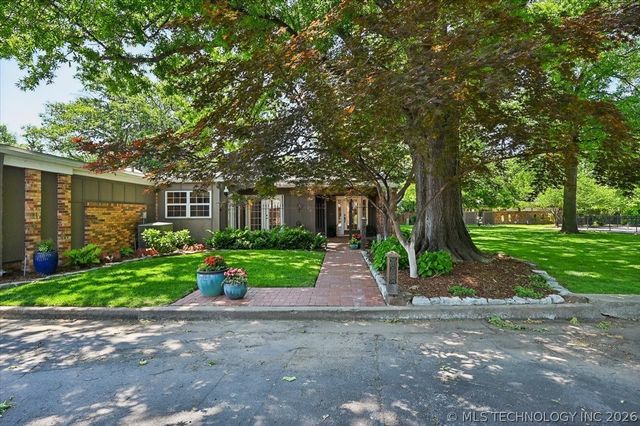2132 E 59th Place S E2, Tulsa, OK 74105
