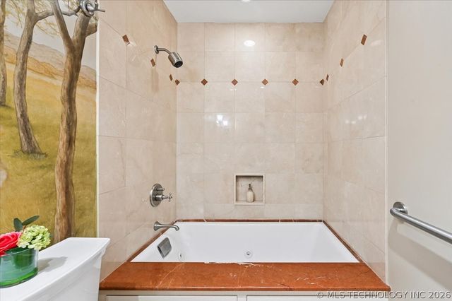 2132 E 59th Place S E2, Tulsa, OK 74105