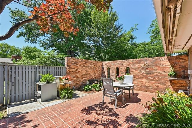 2132 E 59th Place S E2, Tulsa, OK 74105