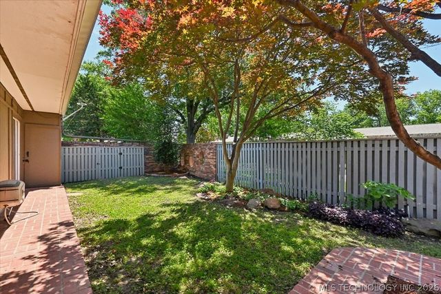 2132 E 59th Place S E2, Tulsa, OK 74105