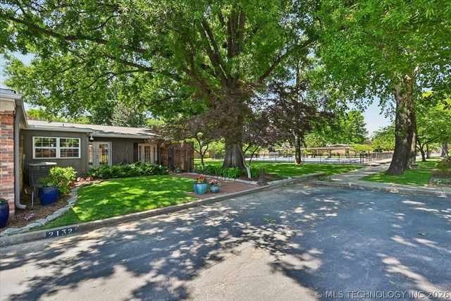 2132 E 59th Place S E2, Tulsa, OK 74105