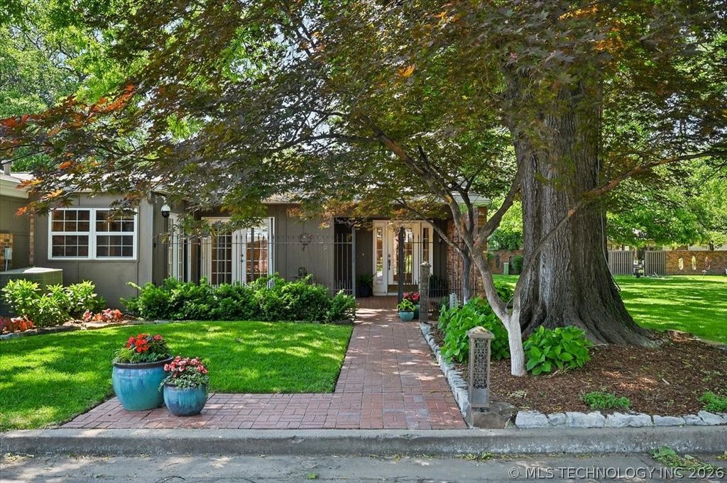 2132 E 59th Place S E2, Tulsa, OK 74105