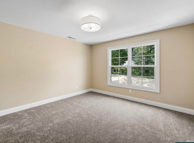 600 Whitetail Court, Evansville, IN 47711