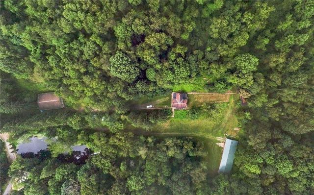 911 Whitten Hollow Rd, Upper Burrell, PA 15068