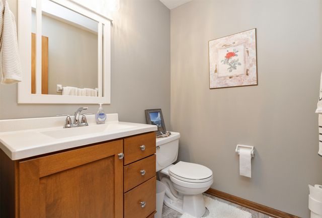 5031 Oak Creek Drive, Norwalk, IA 50211