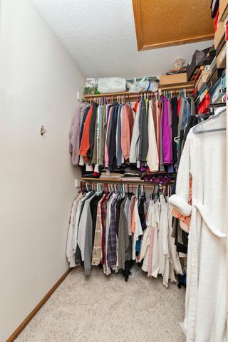 5031 Oak Creek Drive, Norwalk, IA 50211