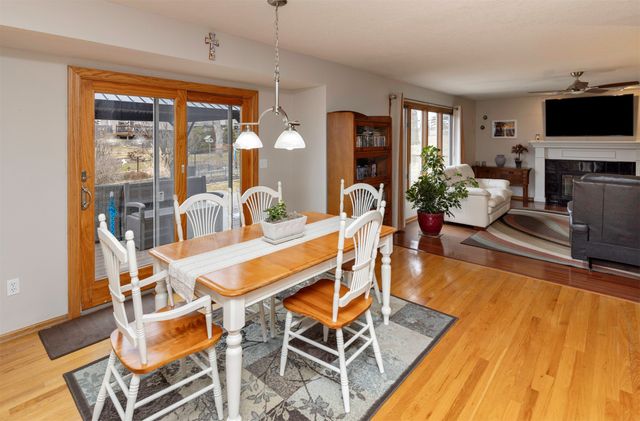 5031 Oak Creek Drive, Norwalk, IA 50211