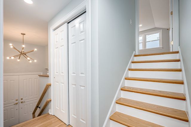 7930 N Kenneth Avenue, Skokie, IL 60076