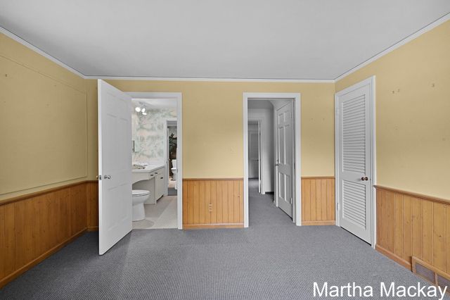 140 Krause Street NE, Rockford, MI 49341