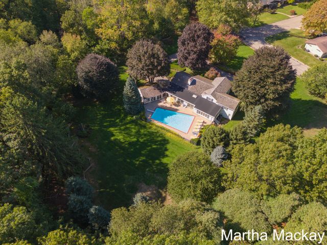 140 Krause Street NE, Rockford, MI 49341