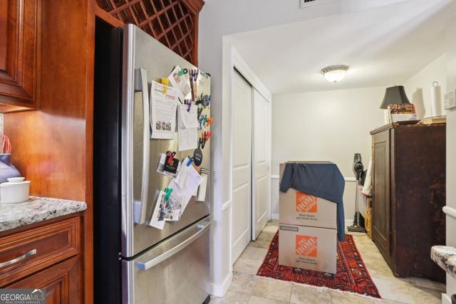 73 La Rue Place NW, Atlanta, GA 30327