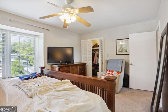 73 La Rue Place NW, Atlanta, GA 30327