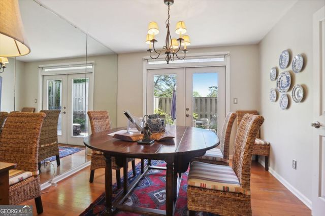 73 La Rue Place NW, Atlanta, GA 30327