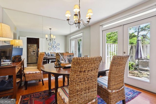 73 La Rue Place NW, Atlanta, GA 30327