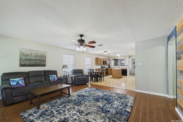 9423 Boatman Pier, Converse, TX 78109