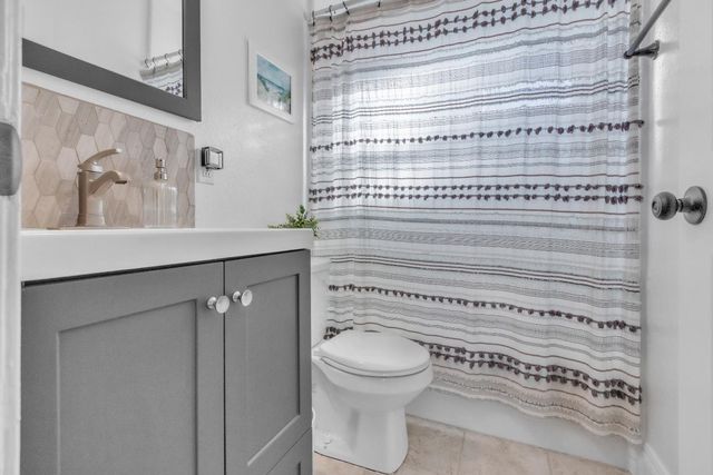 3809 Ivy St, Sacramento, CA 95838