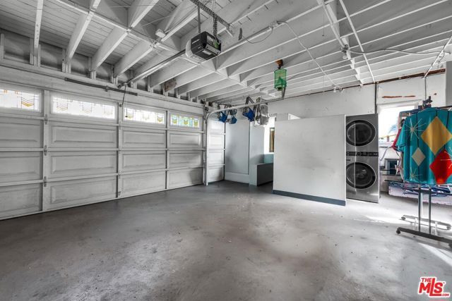 2030 Marine Street, Santa Monica, CA 90405