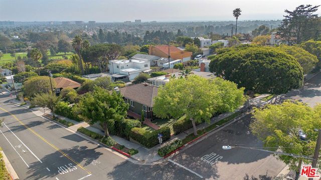 2030 Marine Street, Santa Monica, CA 90405