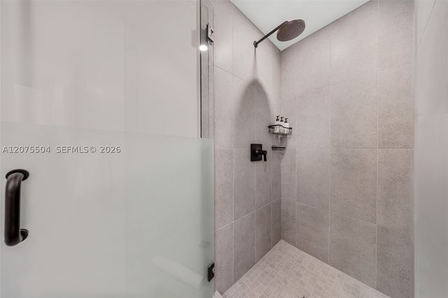 121 NE 5th St 707, Miami, FL 33132