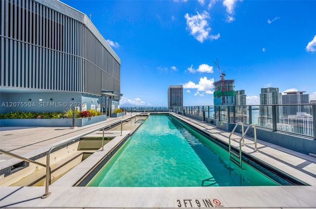 121 NE 5th St 707, Miami, FL 33132