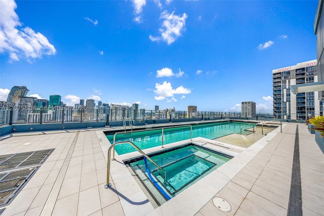 121 NE 5th St 707, Miami, FL 33132