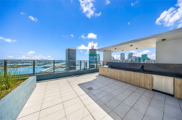 121 NE 5th St 707, Miami, FL 33132