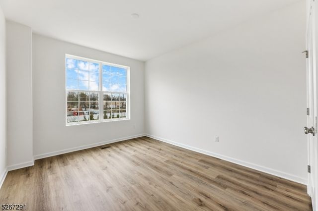 86 Depot Way, Dunellen Boro, NJ 08812