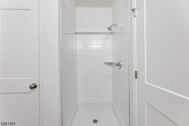 86 Depot Way, Dunellen Boro, NJ 08812