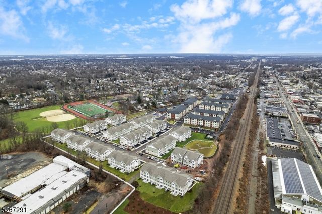 86 Depot Way, Dunellen Boro, NJ 08812