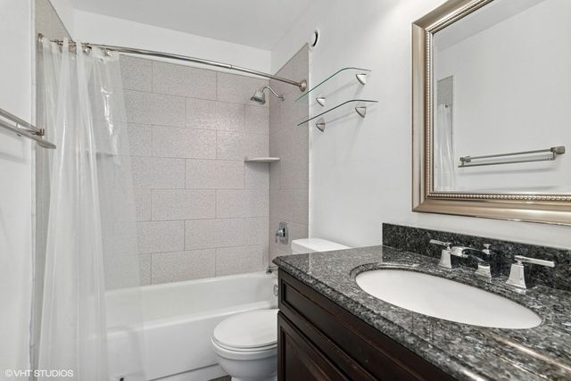 1122 N Clark Street 2003, Chicago, IL 60610
