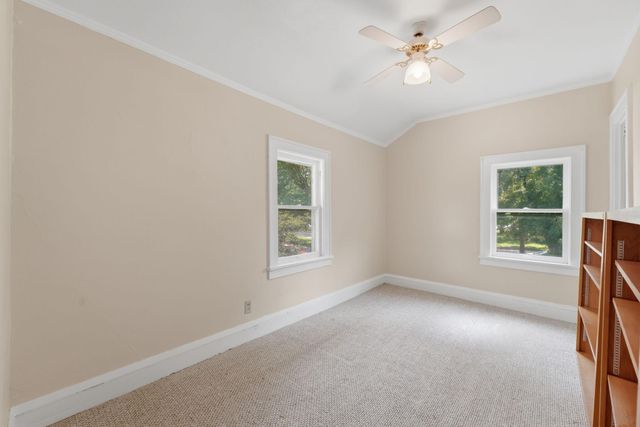 921 27th Avenue SE, Minneapolis, MN 55414