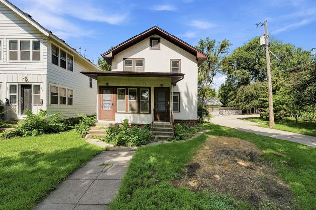 921 27th Avenue SE, Minneapolis, MN 55414