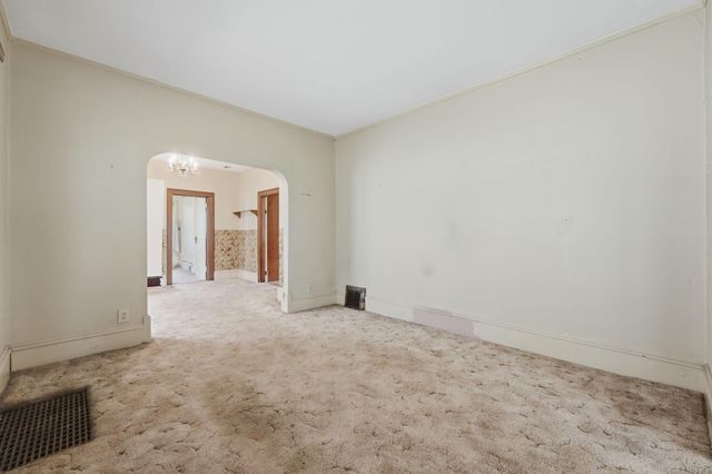 921 27th Avenue SE, Minneapolis, MN 55414