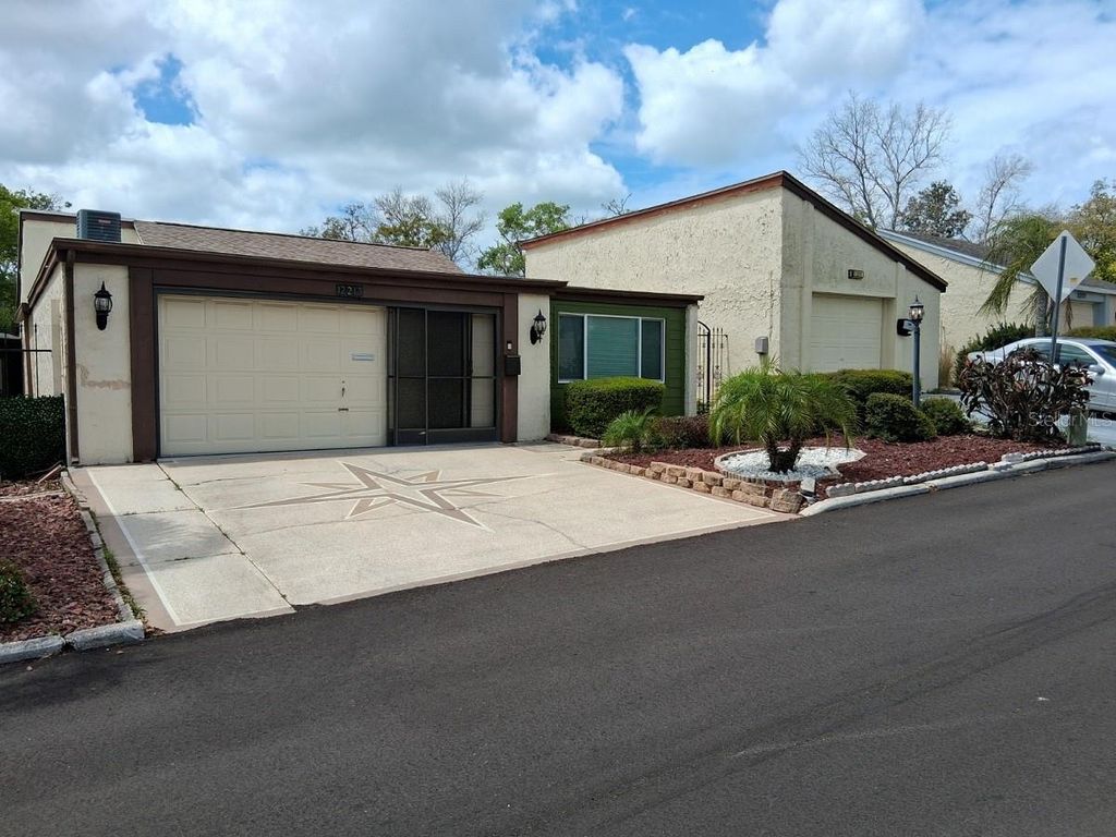 12213 SADDLE STRAP ROW, Hudson, FL 34667
