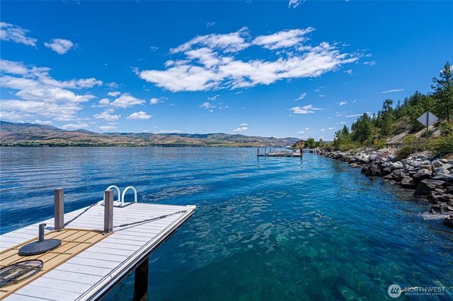 4620 South Lakeshore Rd., Chelan, WA 98816