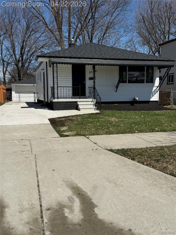 23541 Elmira Street, St. Clair Shores, MI 48082