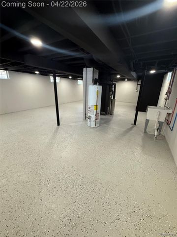 23541 Elmira Street, St. Clair Shores, MI 48082