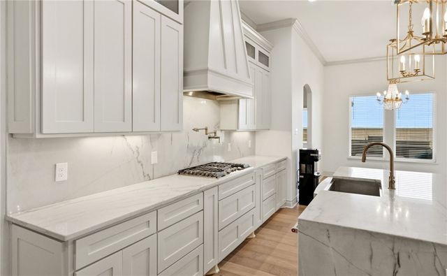 730 Buffalo Creek Dr, Corpus Christi, TX 78415