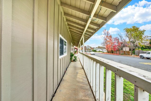 2630 Owens St, Fairfield, CA 94534