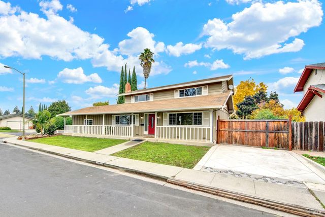 2630 Owens St, Fairfield, CA 94534