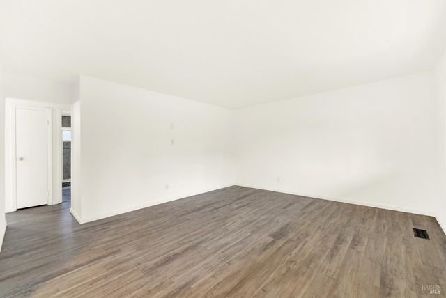 2630 Owens St, Fairfield, CA 94534